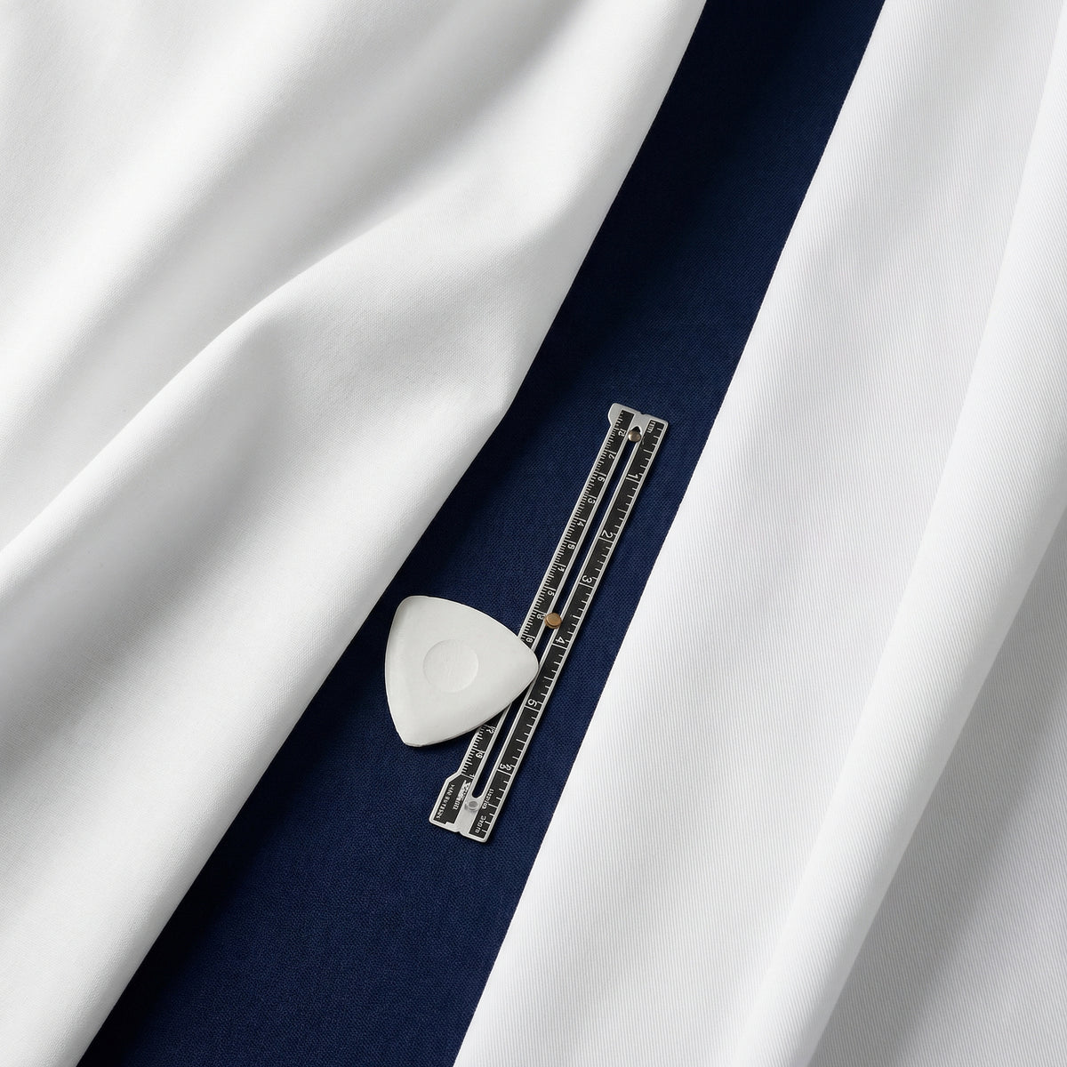 Broadcloth vs Poplin: What's the Difference and Which Should You Use?