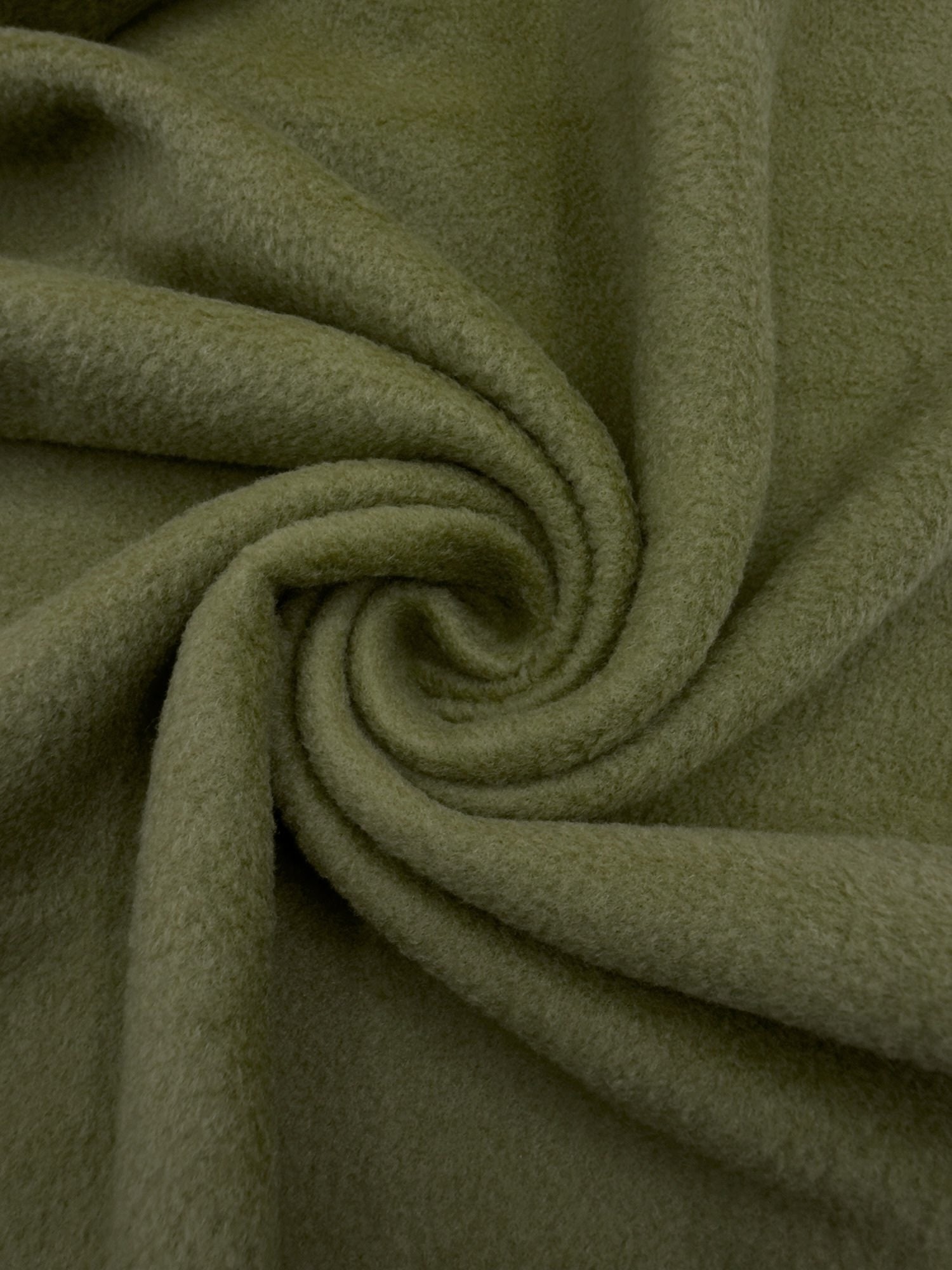 Anti Pill Polyester Fleece Fabric 60 Yard Roll – Wholesale Polar Fleece