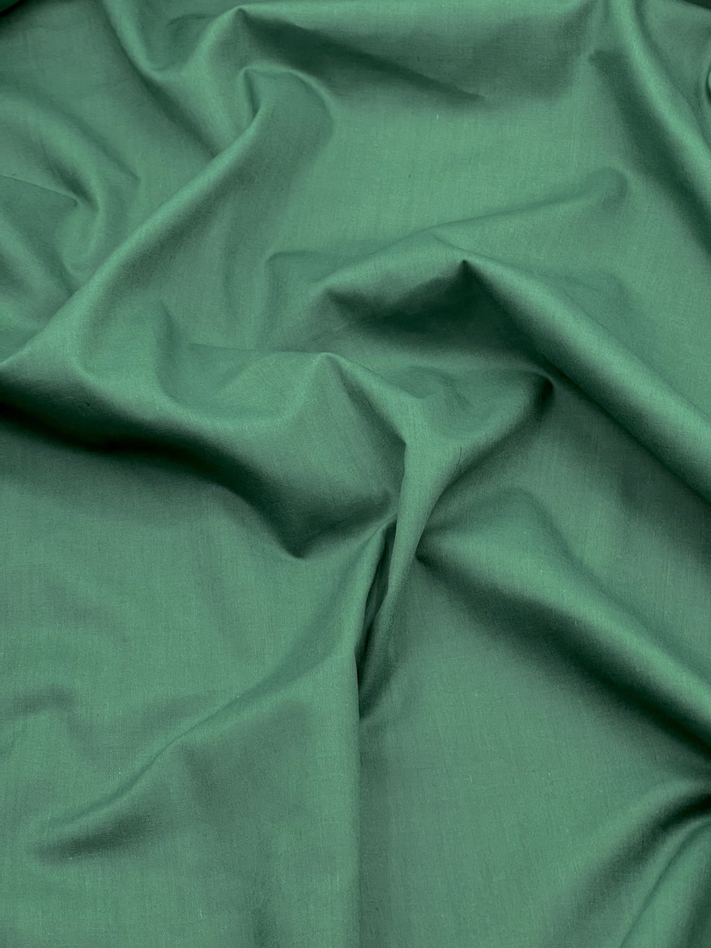 Poly Cotton Fabric for Sewing | Broadcloth Fabric | Hunter Green - EOVEA