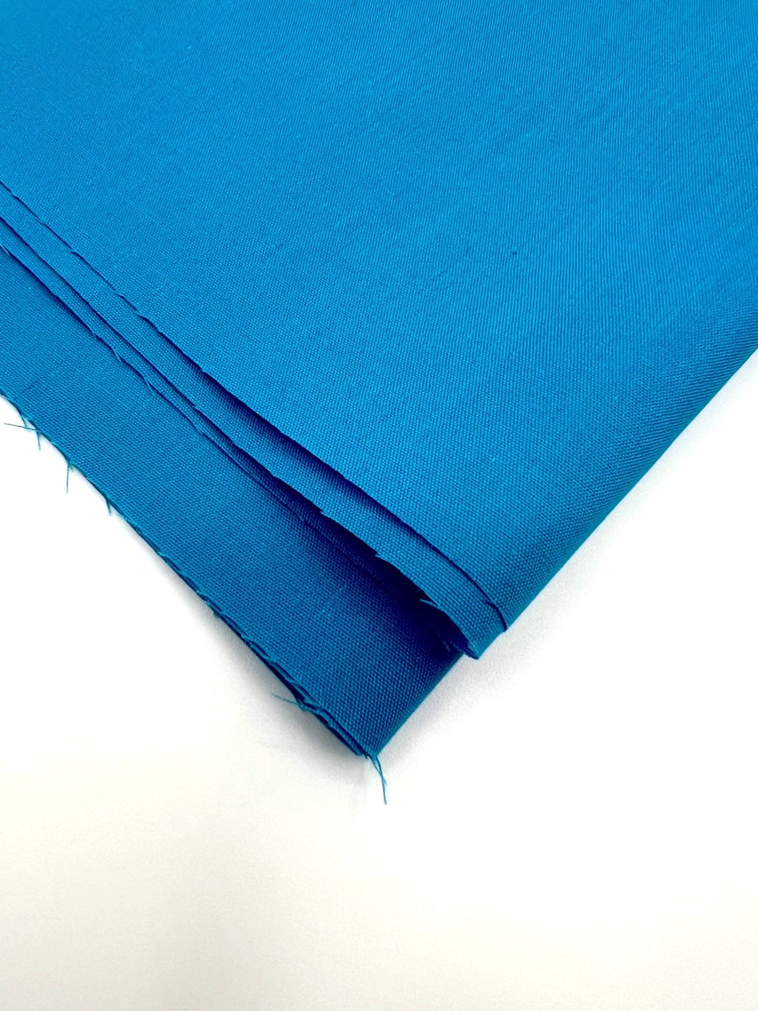 Poly Cotton Fabric for Sewing | Broadcloth Fabric | Turquoise - EOVEA