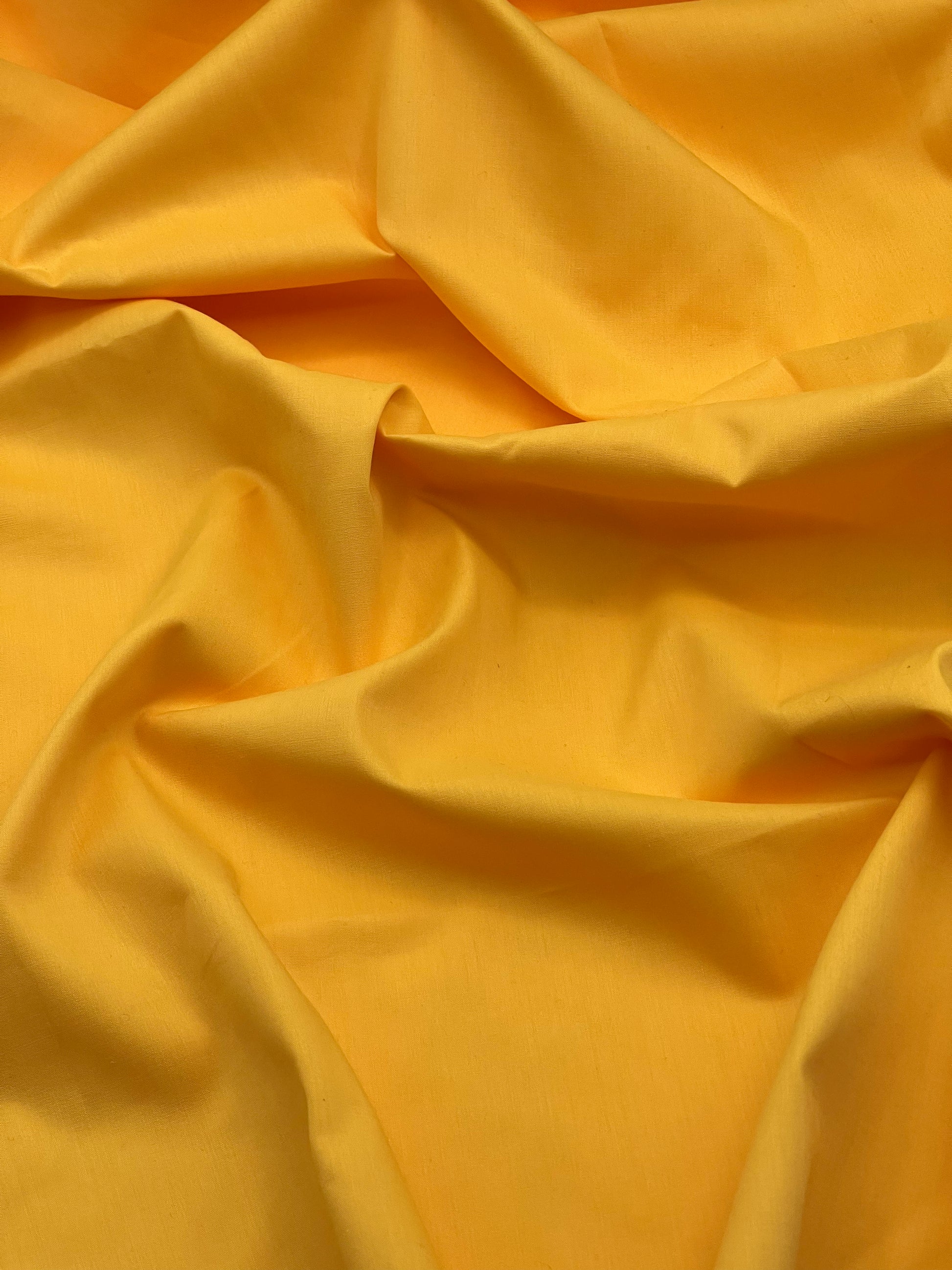 Polyester Cotton | Broadcloth Fabric By The Roll | 120 Yard