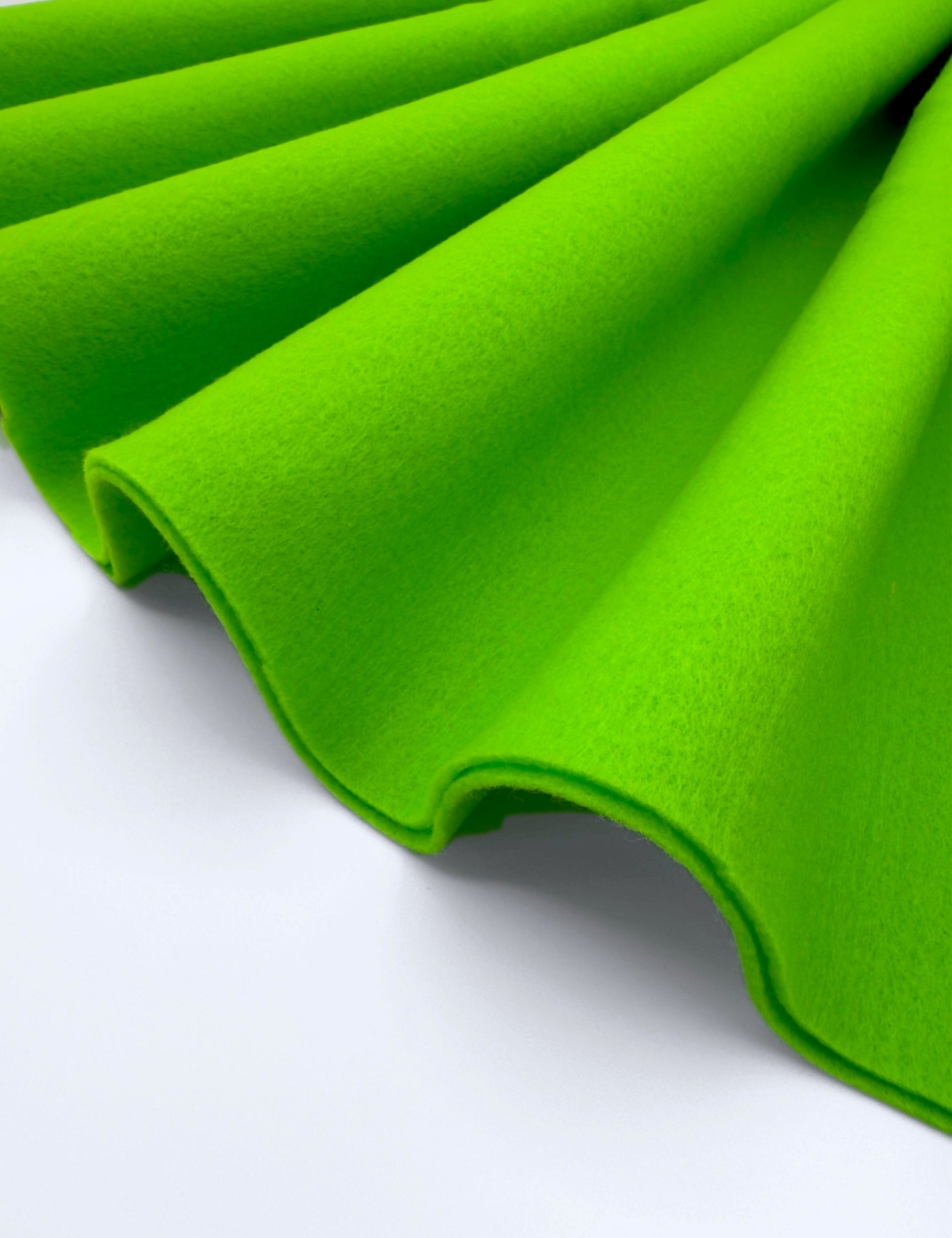 Acrylic Felt Fabric |  1.6mm Thick Felt By The Roll | 20 Yard